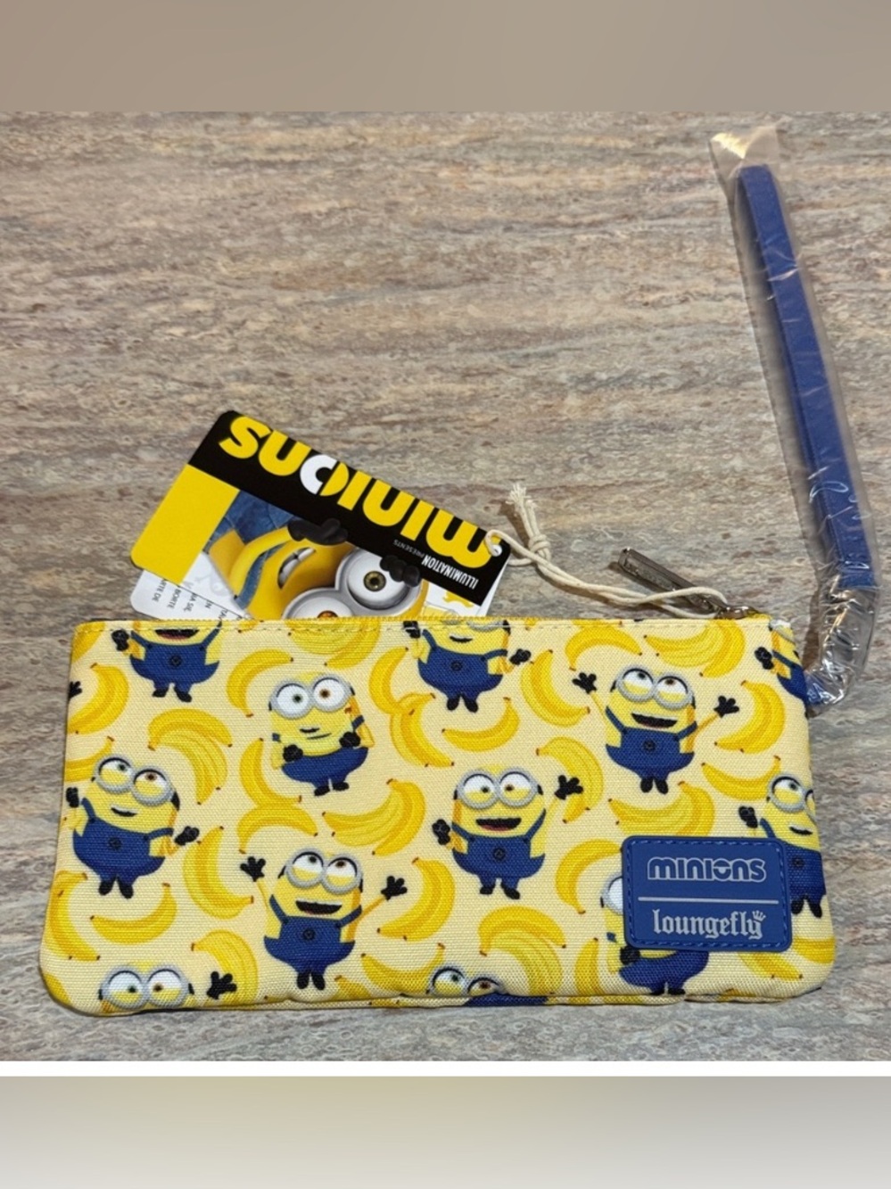 Loungefly Minions Yellow Banana Wristlet Pouch, NWT